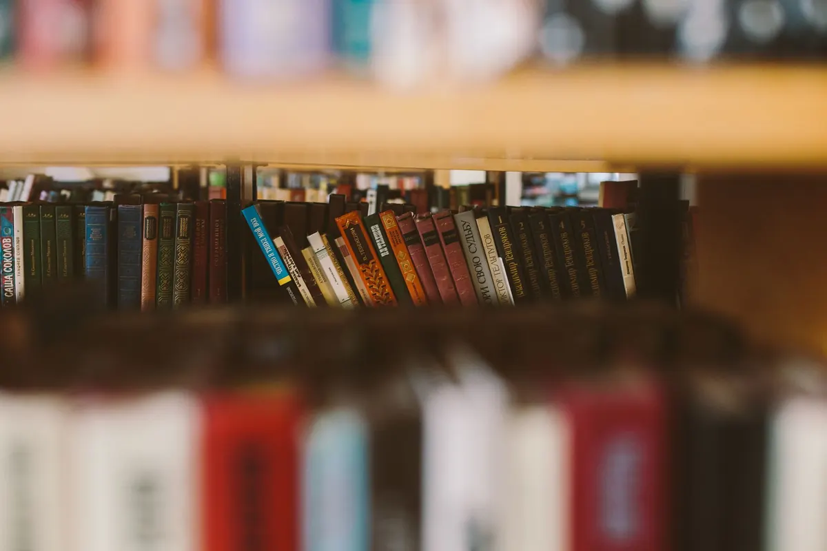 How to Build a Themed Reading List Your Book Club Will Actually Finish